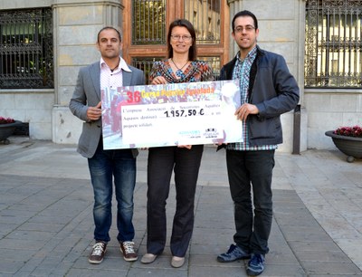 AquaSOS lliura 1.957€  a Sant Joan de Déu