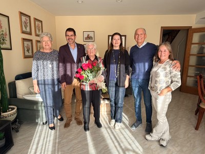 L’Ajuntament d’Igualada felicita la centenària Aurelia Espuela Tello