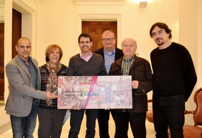 La Cursa Popular deixa més de 2.000 euros per un projecte solidari