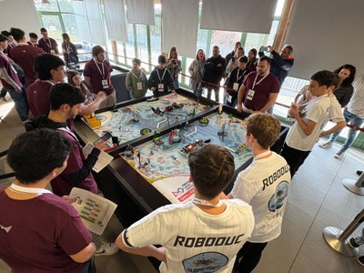 Un equip de l’escola Vedruna de Sant Sadurní guanya la First Lego League celebrada dissabte al Campus Igualada-UdL